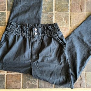 Universal Thread pants, size 6 in charcoal